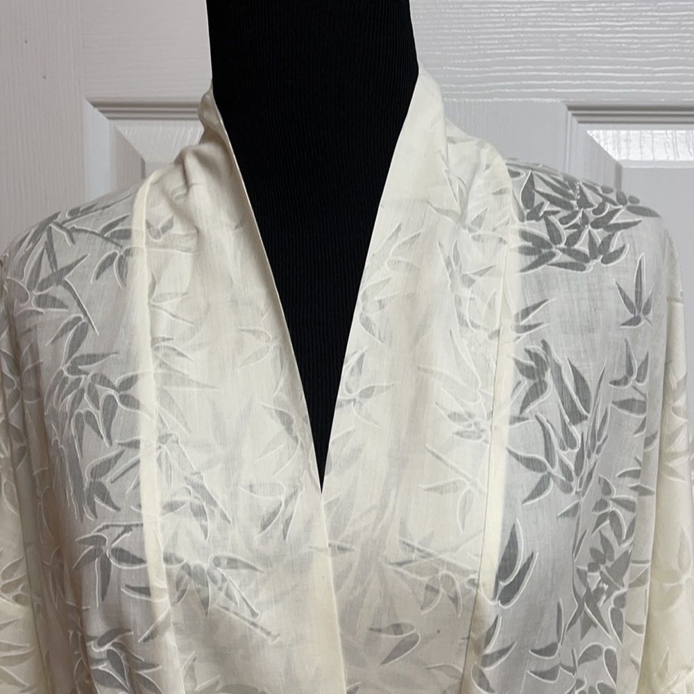 FM Lingerie Robe - Picture 4 of 5